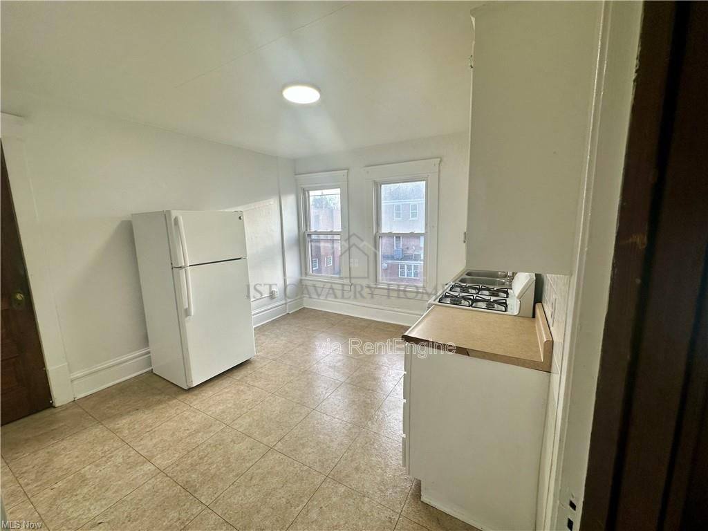 Apartment for rent at 53 S Balch St #55, Akron, OH 44302