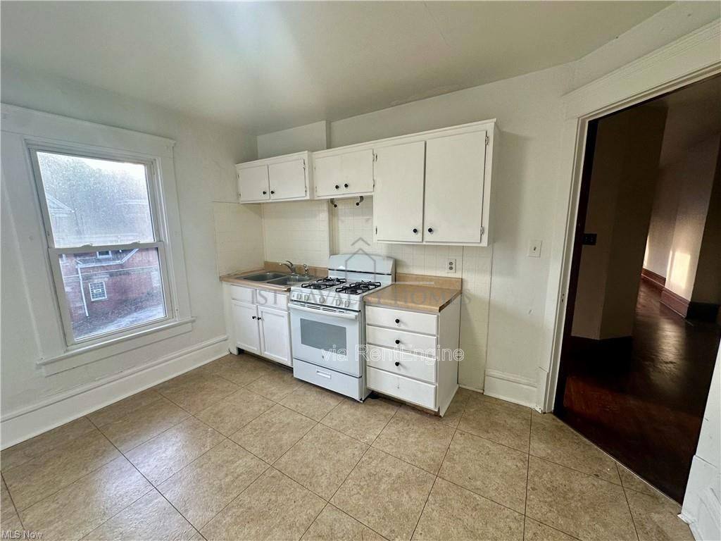 Apartment for rent at 53 S Balch St #55, Akron, OH 44302