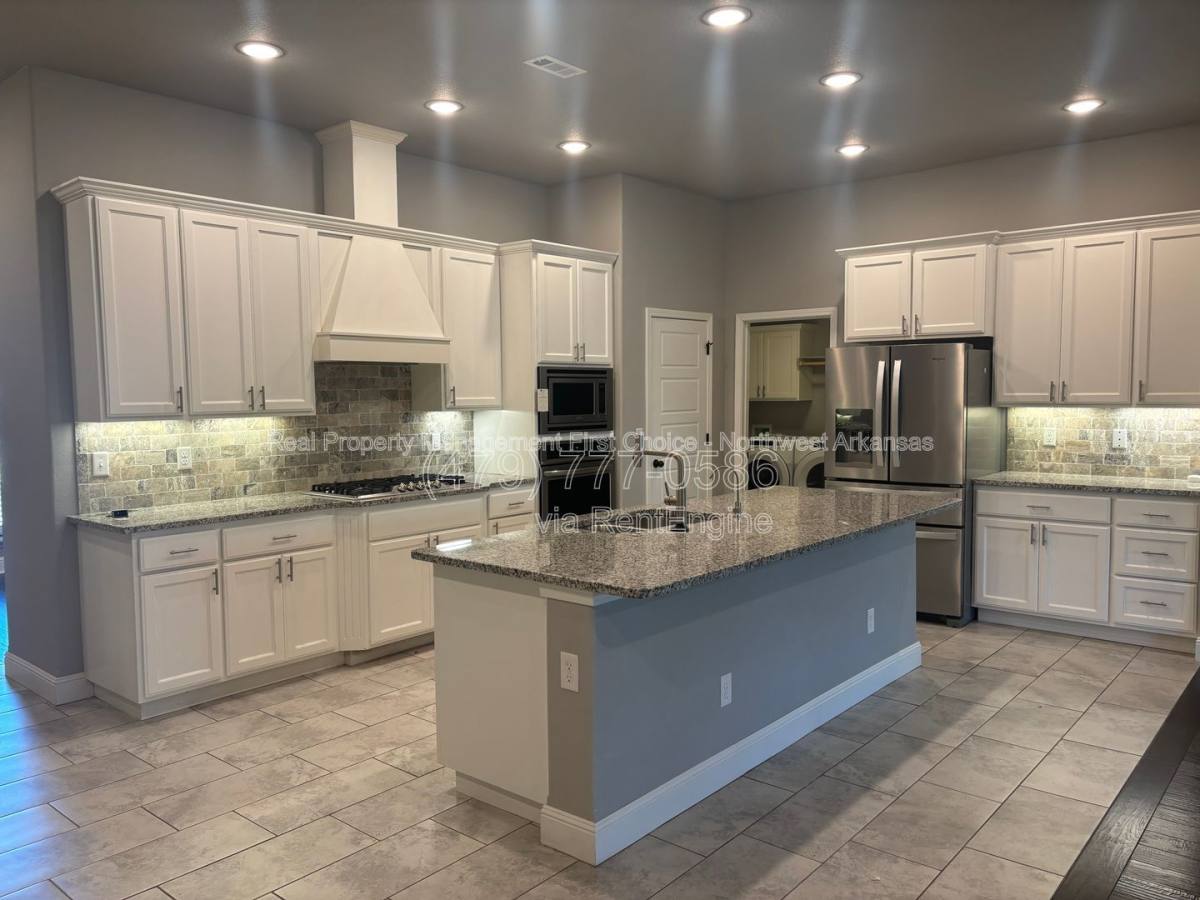 Apartment for rent at 3309 SW Carter Rd, Bentonville, AR 72713