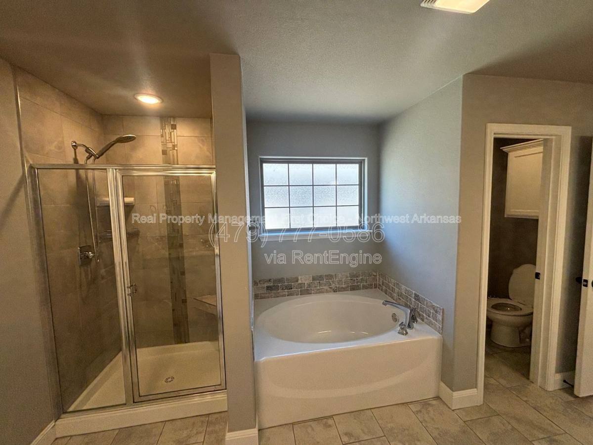 Apartment for rent at 3309 SW Carter Rd, Bentonville, AR 72713