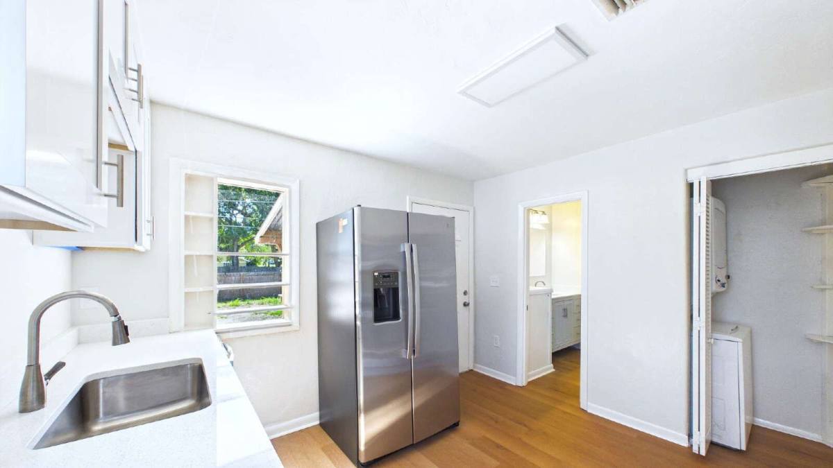 House for rent at 1642 39th St S, Saint Petersburg, FL 33711