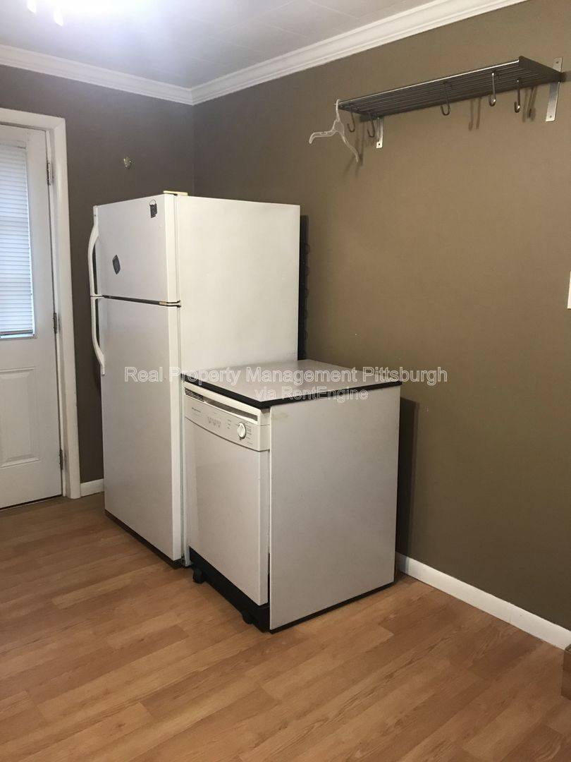 Apartment for rent at 4554 Friendship Ave, Pittsburgh, PA 15224