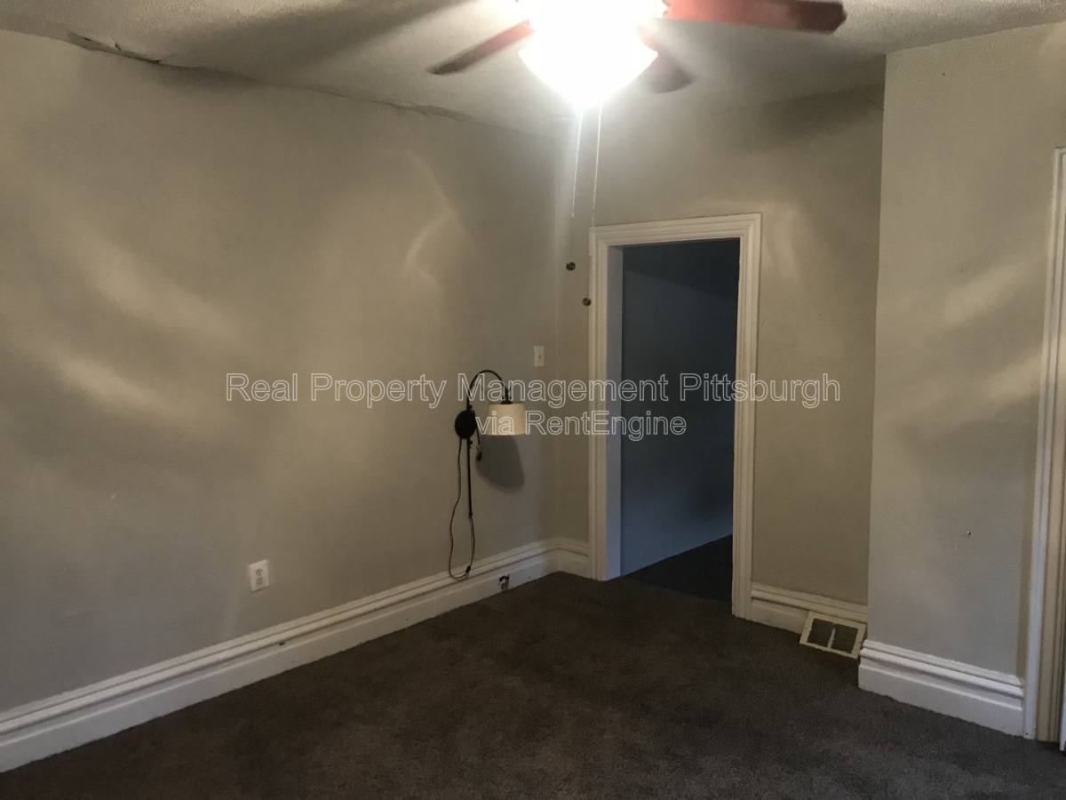 Apartment for rent at 4554 Friendship Ave, Pittsburgh, PA 15224