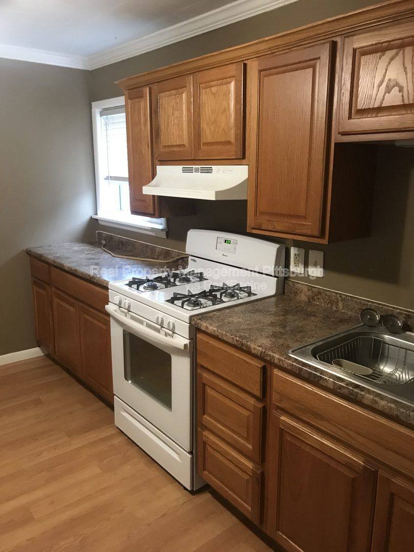Apartment for rent at 4554 Friendship Ave, Pittsburgh, PA 15224