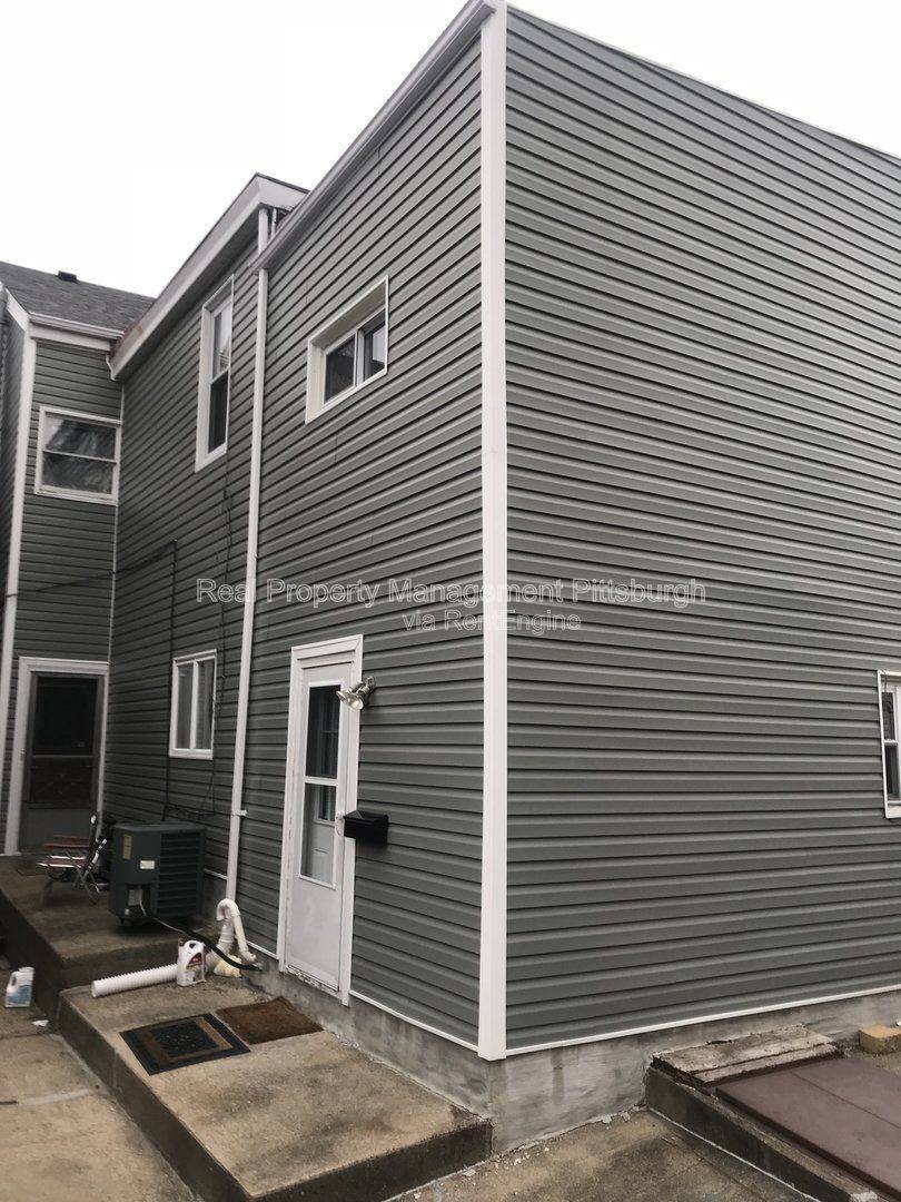 Apartment for rent at 4554 Friendship Ave, Pittsburgh, PA 15224