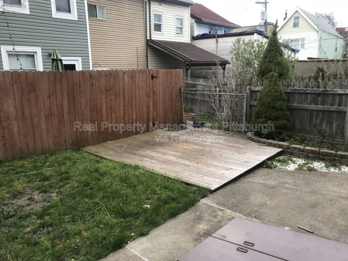 Apartment for rent at 4554 Friendship Ave, Pittsburgh, PA 15224
