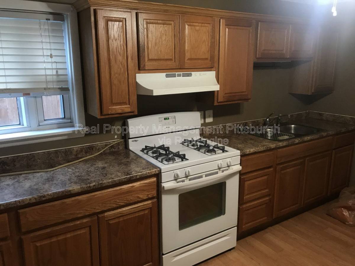 Apartment for rent at 4554 Friendship Ave, Pittsburgh, PA 15224