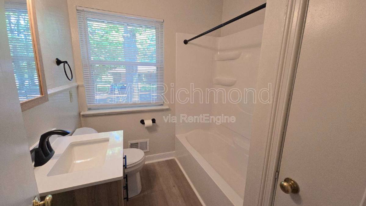 House for rent at 924 Pierpont Rd, Richmond, VA 23225