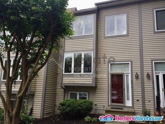 Townhouse for rent at 2914 Port View Court, Henrico, VA 23233
