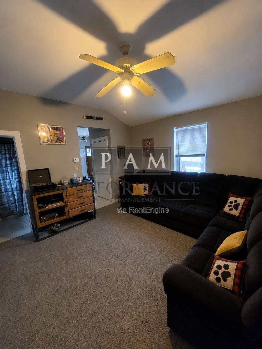 Apartment for rent at 1521 N Jefferson St #REAR, Milwaukee, WI 53202