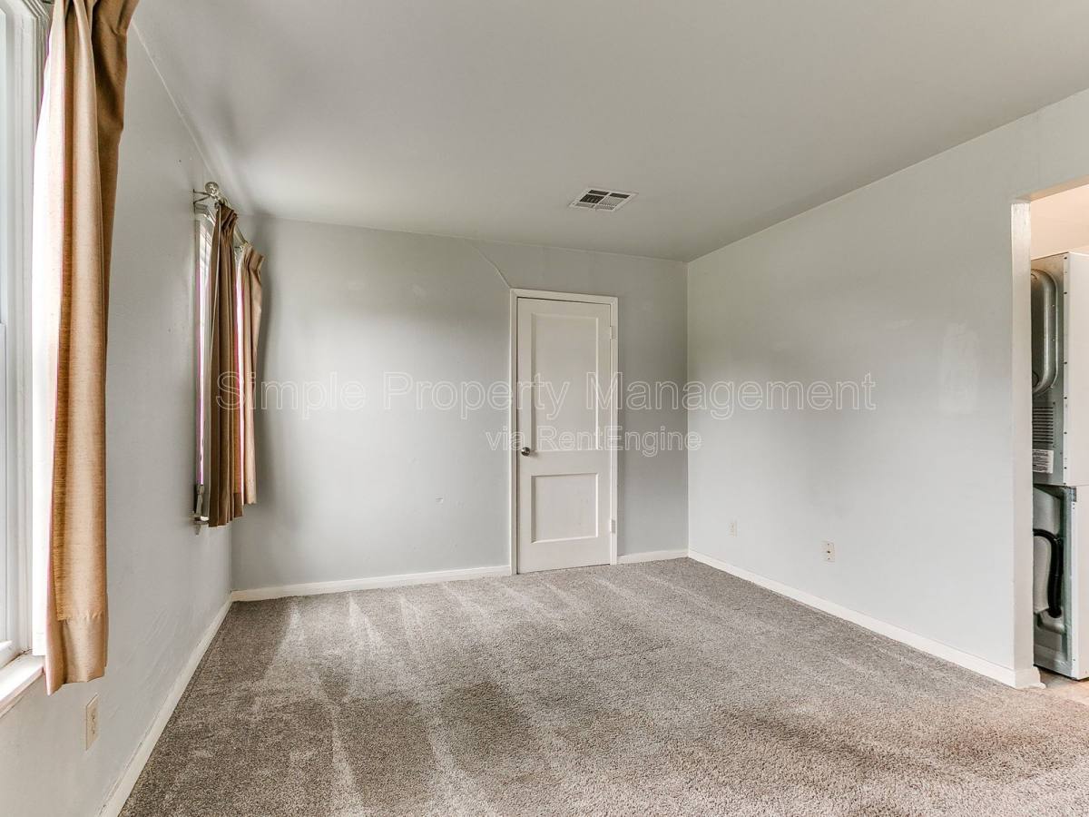 Apartment for rent at 810 N Marshall Dr, Oklahoma City, OK 73110