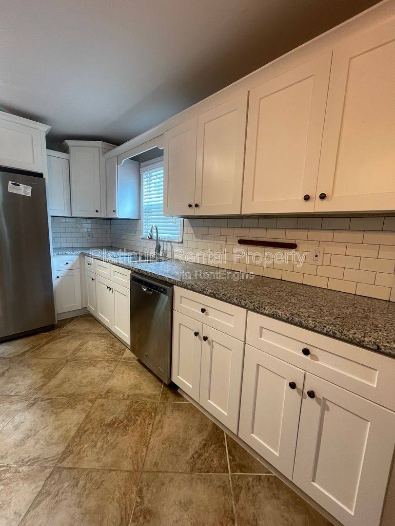 House for rent at 2706 White Oak Dr, Decatur, GA 30032