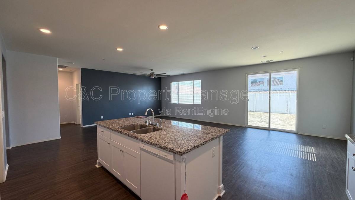 House for rent at 2158 Albatross Way, San Jacinto, CA 92582