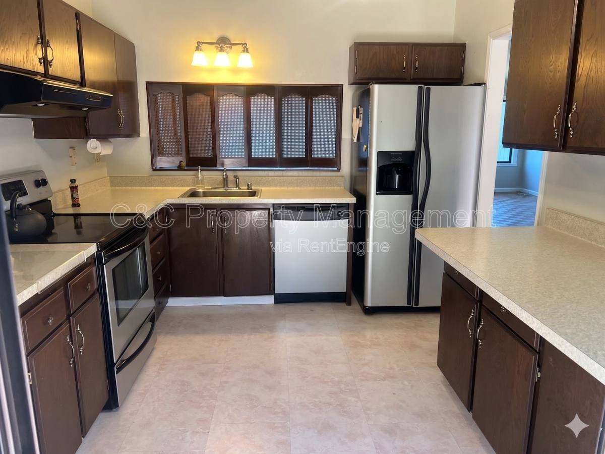 House for rent at 1538 Ashwood Dr, Martinez, CA 94553