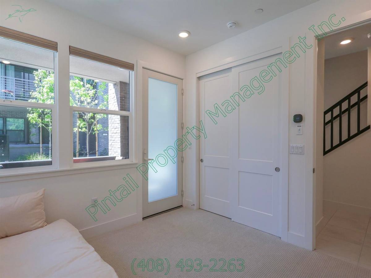 Apartment for rent at 1107 Artemisia Terrace #7, Sunnyvale, CA 94086