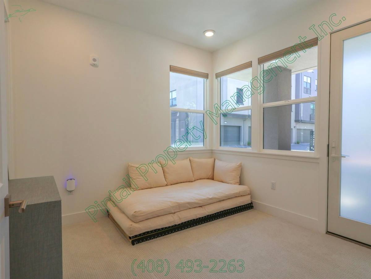 Apartment for rent at 1107 Artemisia Terrace #7, Sunnyvale, CA 94086