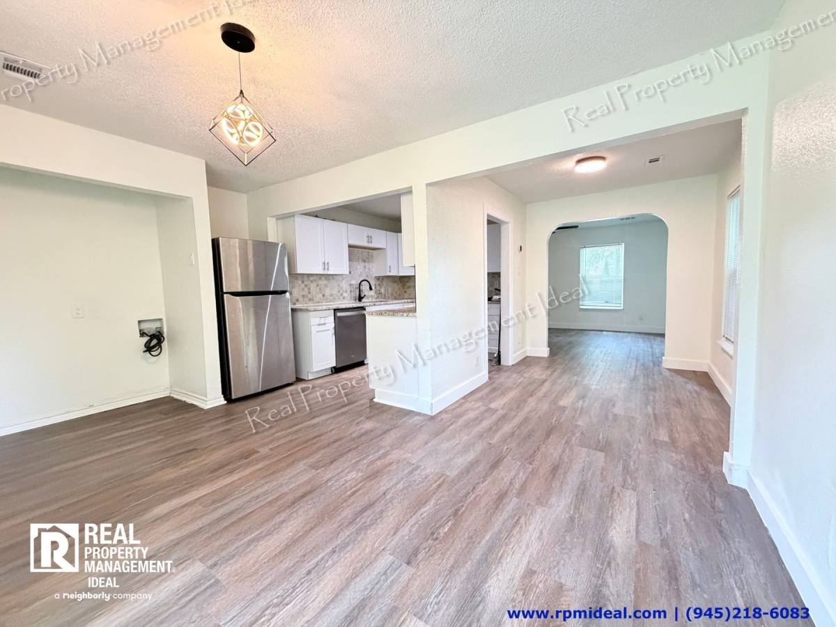 Apartment for rent at 2513 Southland St, Dallas, TX 75215