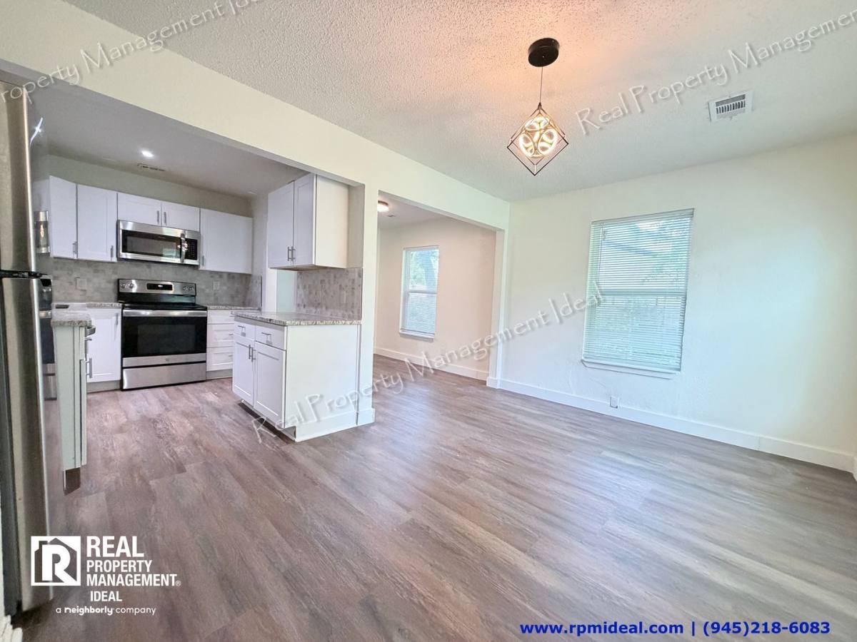 Apartment for rent at 2513 Southland St, Dallas, TX 75215