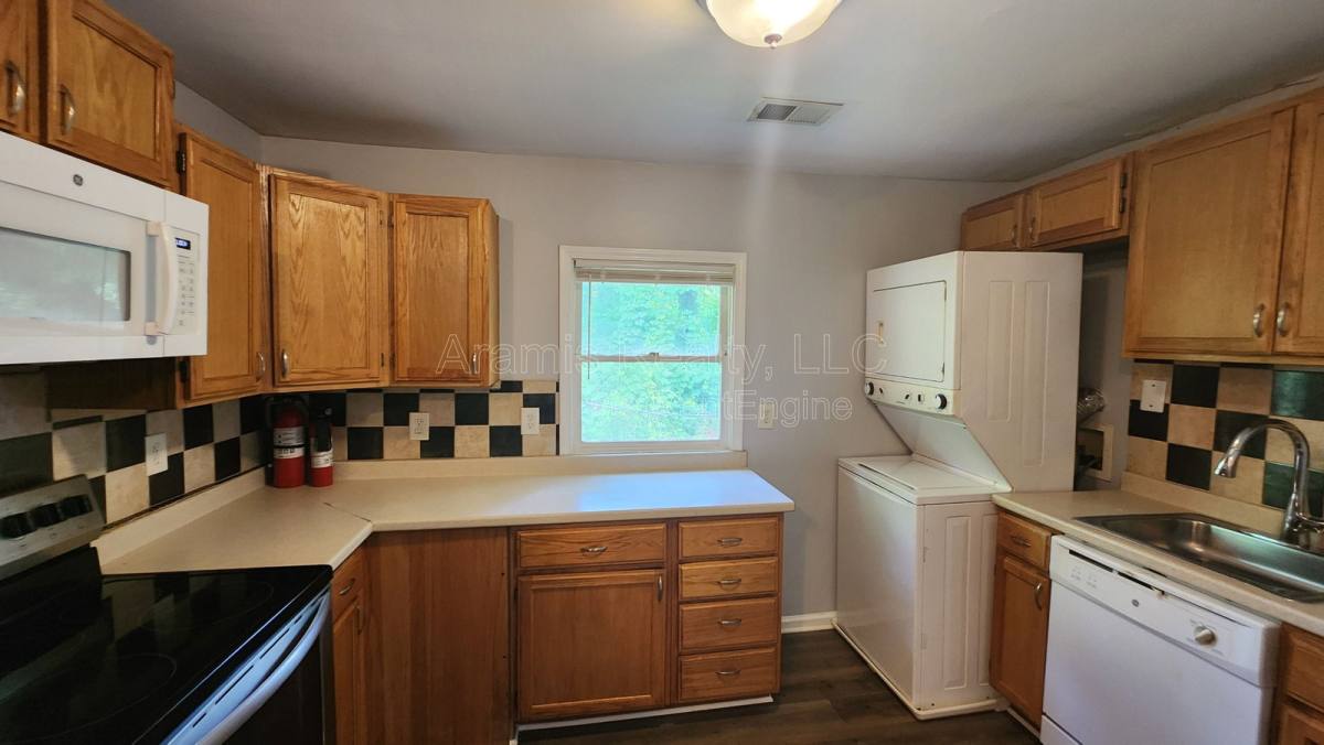 Apartment for rent at 2284 Alvin Dr NW #B 1, Atlanta, GA 30318