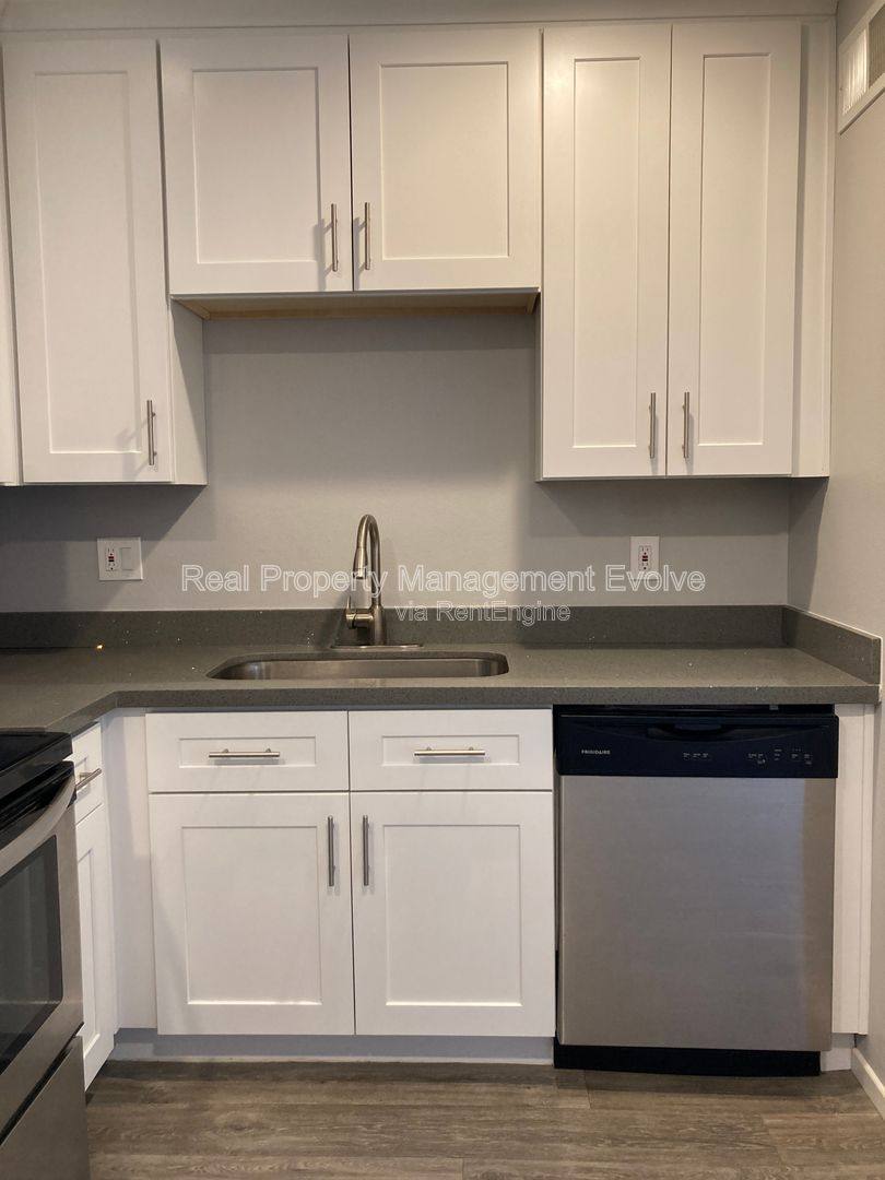 Condo for rent at 908 W 2nd St #6, Tempe, AZ 85281