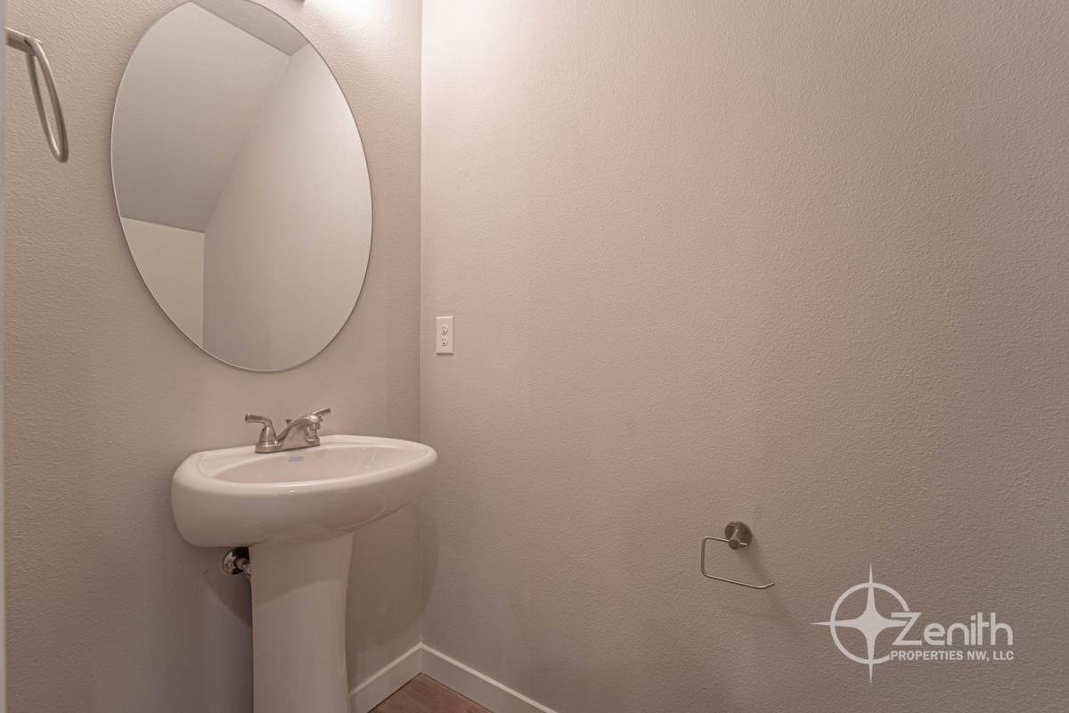 Townhouse for rent at 4912 NE 2nd Court, Vancouver, WA 98663