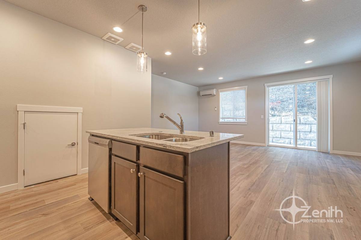 Townhouse for rent at 4912 NE 2nd Court, Vancouver, WA 98663