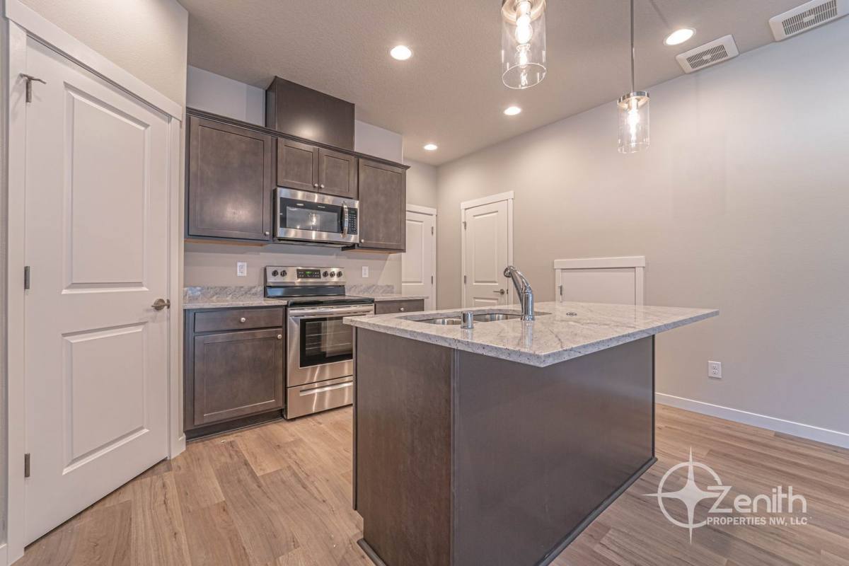 Townhouse for rent at 4912 NE 2nd Court, Vancouver, WA 98663