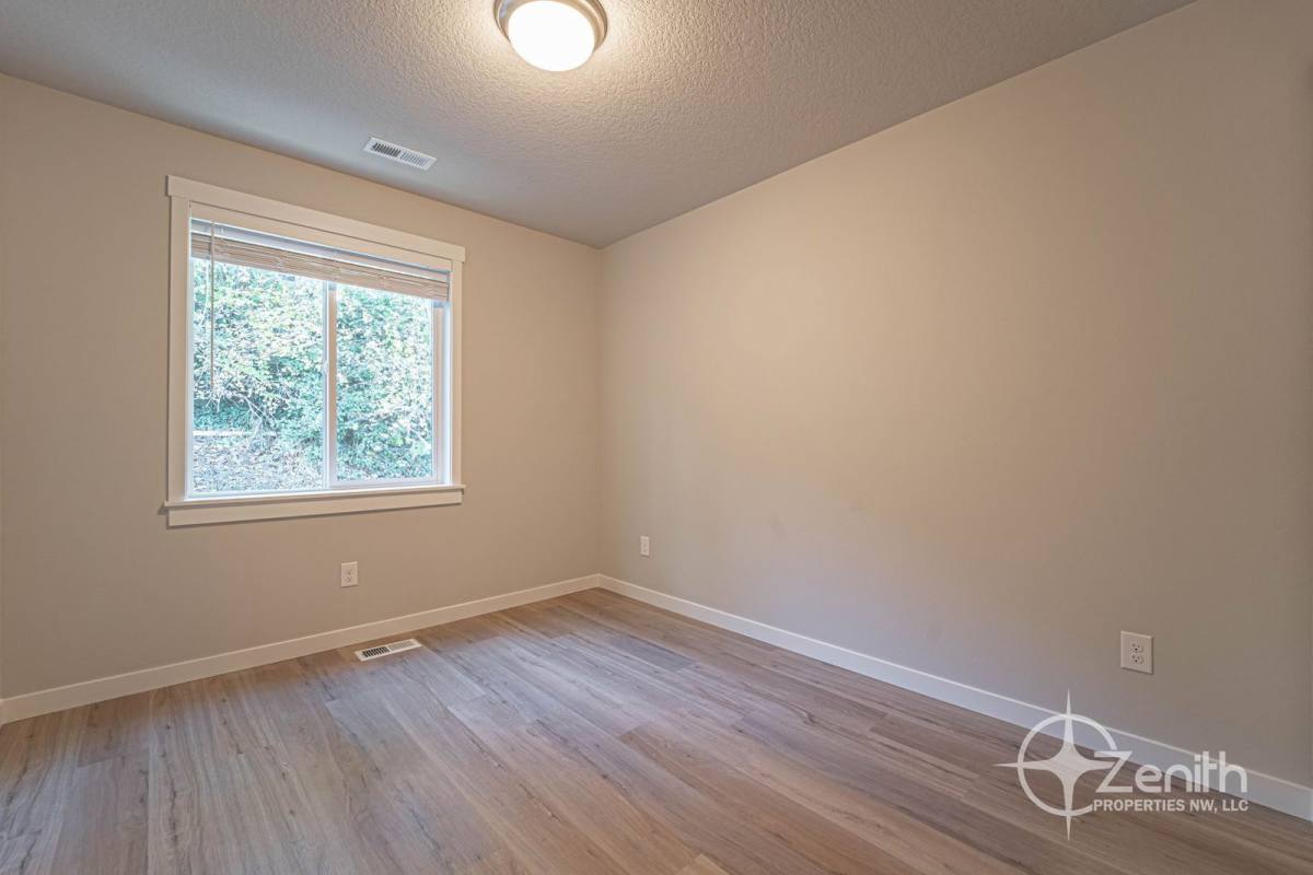 Townhouse for rent at 4912 NE 2nd Court, Vancouver, WA 98663
