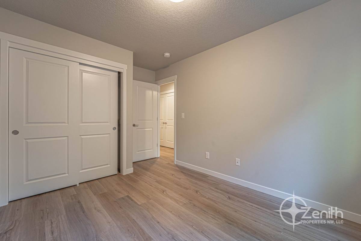 Townhouse for rent at 4912 NE 2nd Court, Vancouver, WA 98663