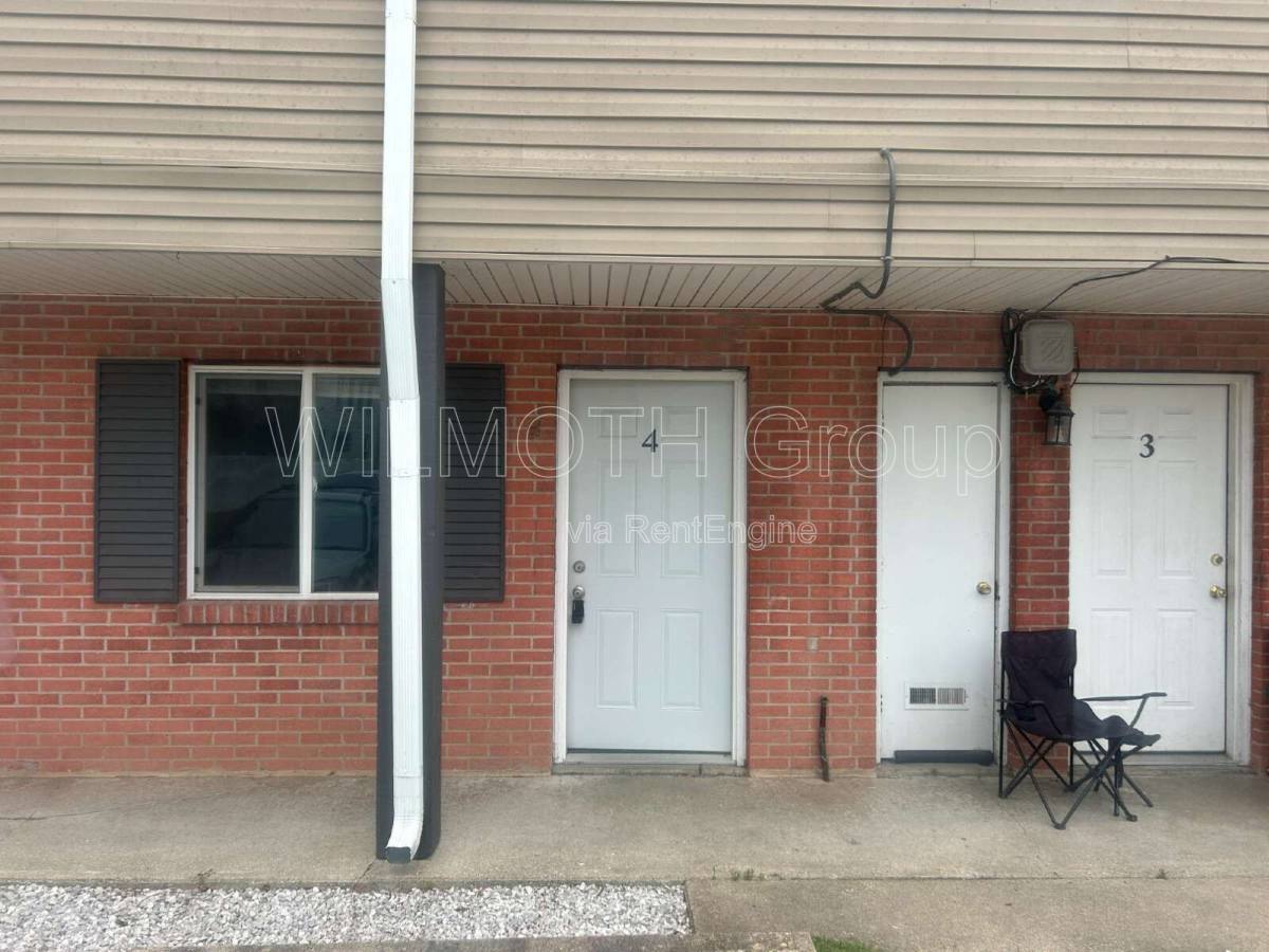 Apartment for rent at 135 W Hendricks St #4, Shelbyville, IN 46176
