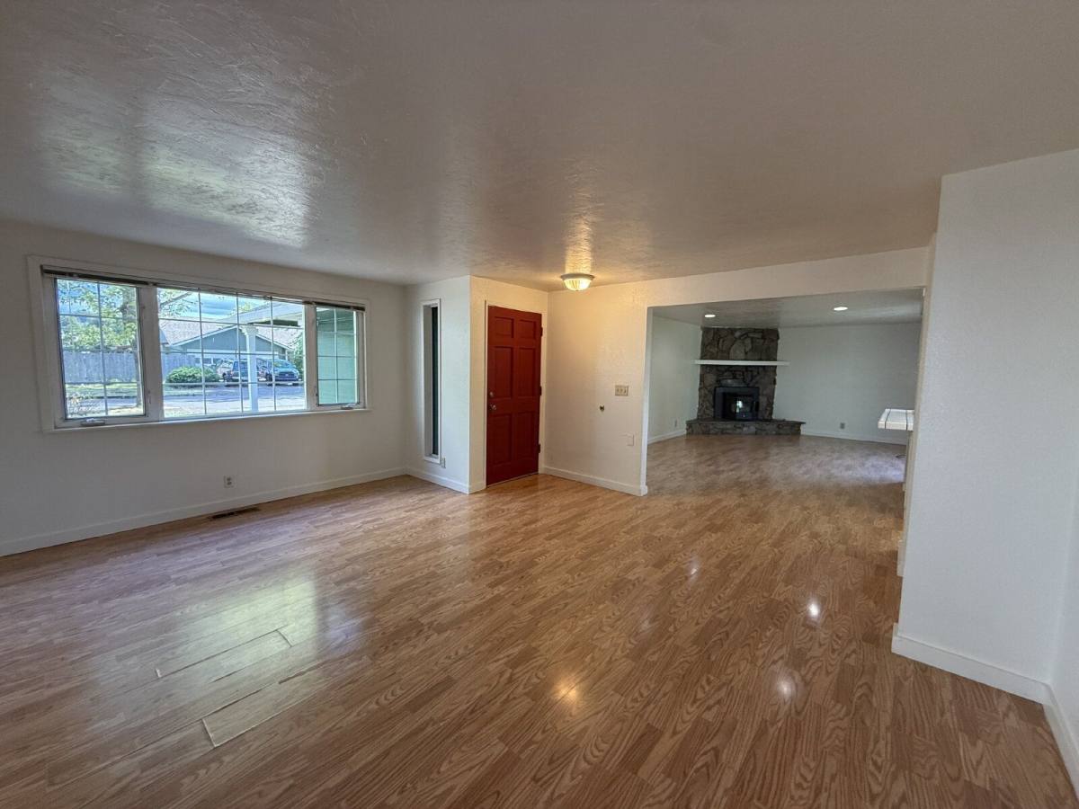 House for rent at 3959 Pam St, Eugene, OR 97402