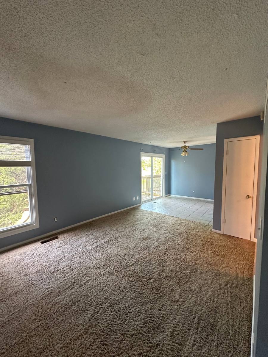 Townhouse for rent at 2125 Quail Creek Dr, Lawrence, KS 66047