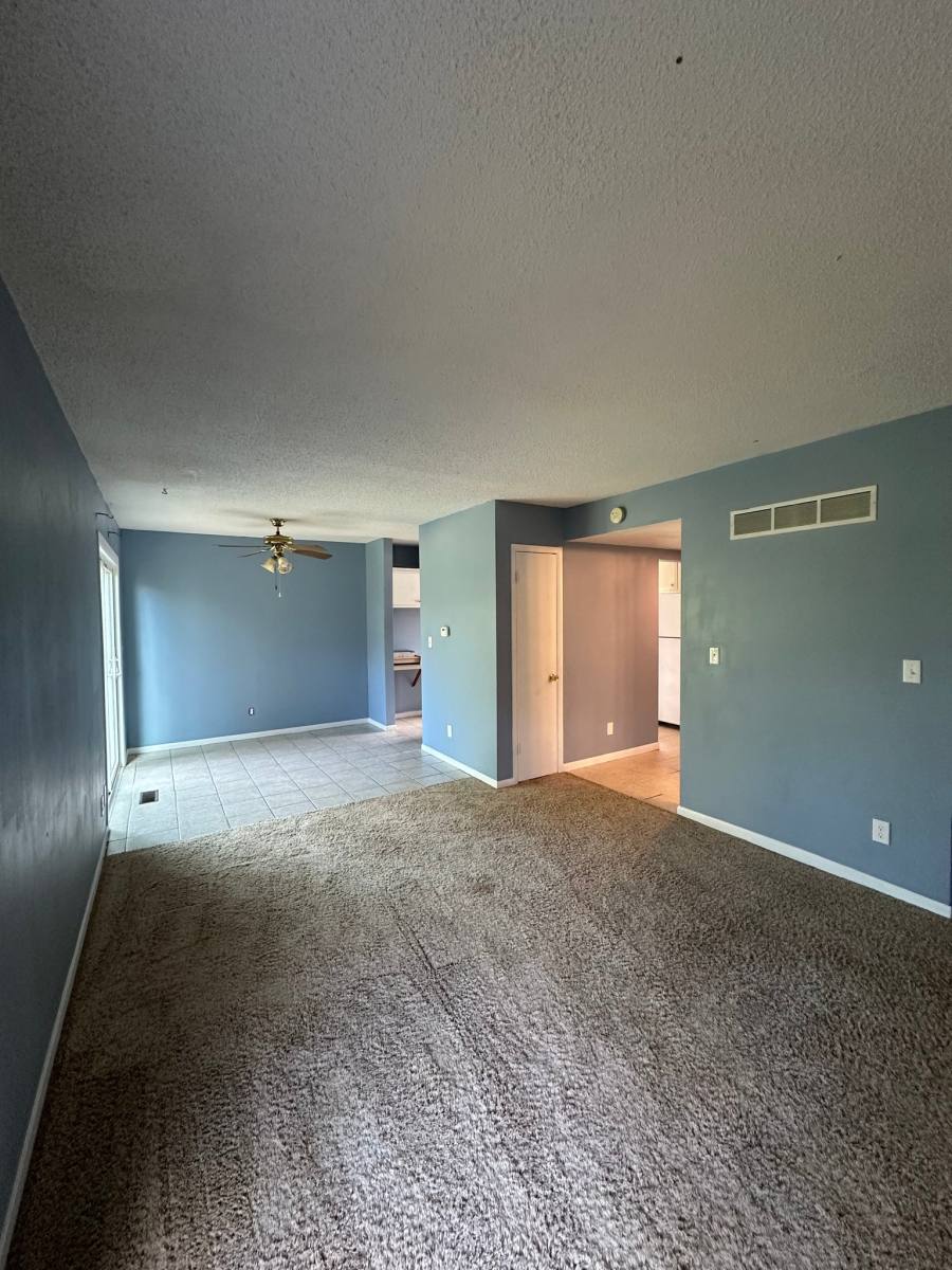 Townhouse for rent at 2125 Quail Creek Dr, Lawrence, KS 66047