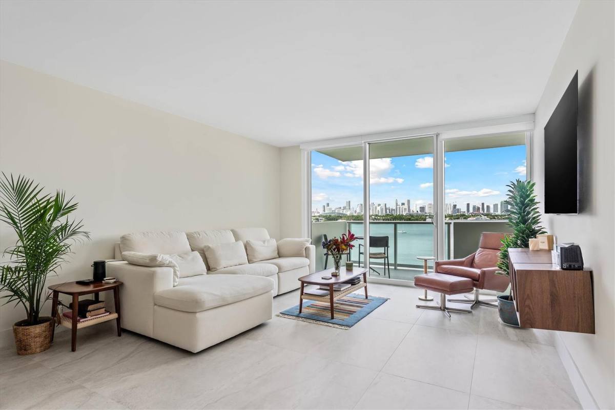 Apartment for rent at 1200 W Ave, Miami Beach, FL 33139