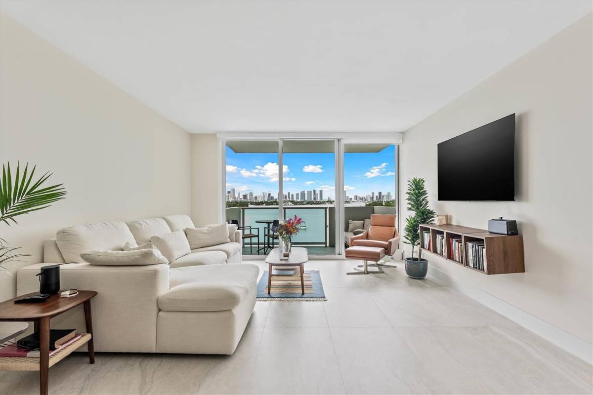 Apartment for rent at 1200 W Ave, Miami Beach, FL 33139