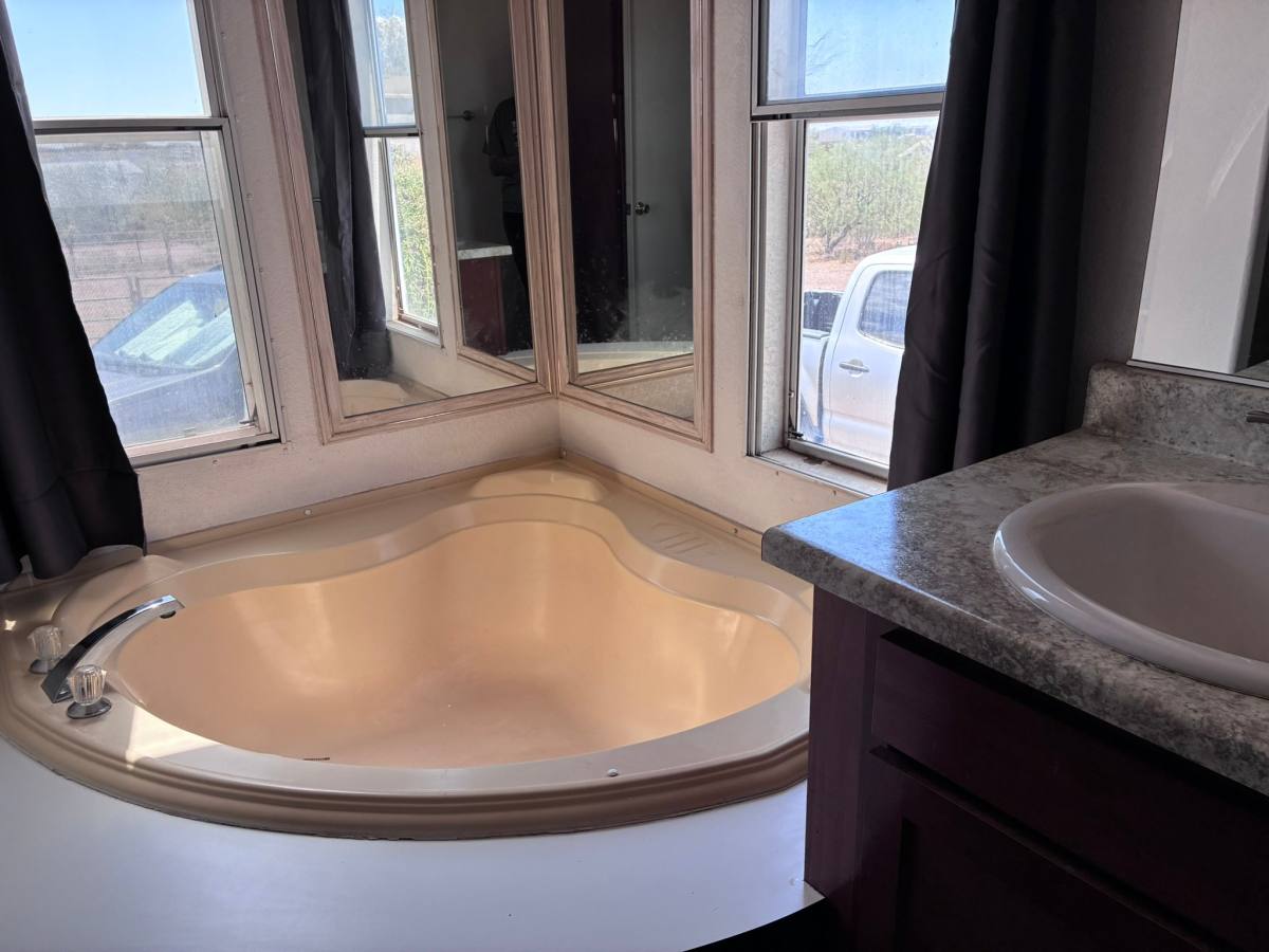 House for rent at 12725 S Red Horizon Trail, Vail, AZ 85641