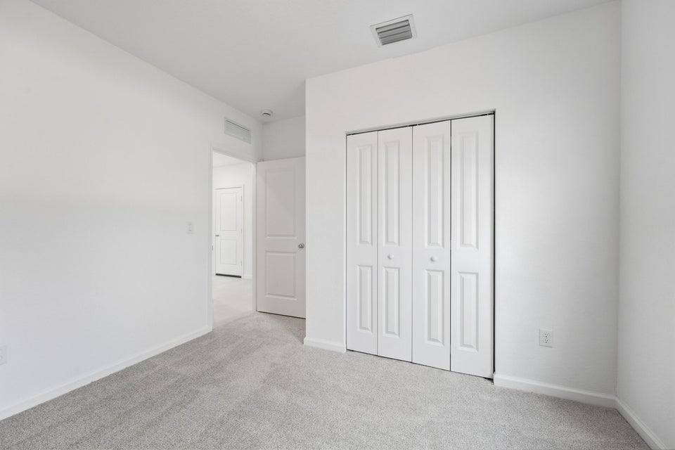 House for rent at 10485 NW Suncrest Loop, Port Saint Lucie, FL 34987