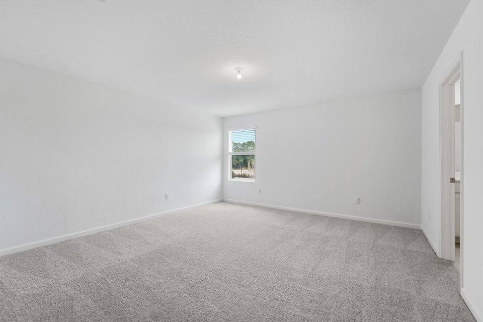 House for rent at 10485 NW Suncrest Loop, Port Saint Lucie, FL 34987