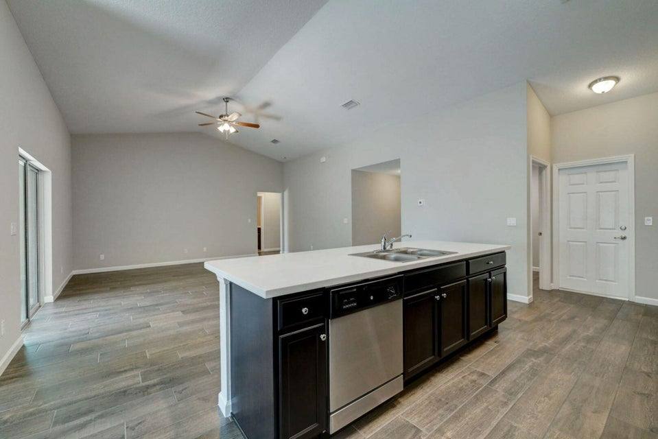 House for rent at 586 SW Laconic Ave, Port Saint Lucie, FL 34953