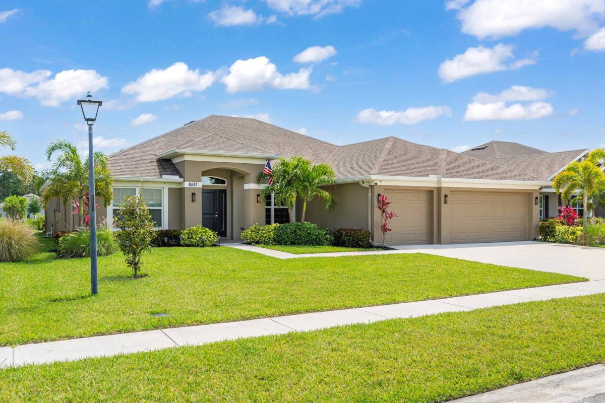 House for rent at 8517 Waterstone Blvd, Fort Pierce, FL 34951