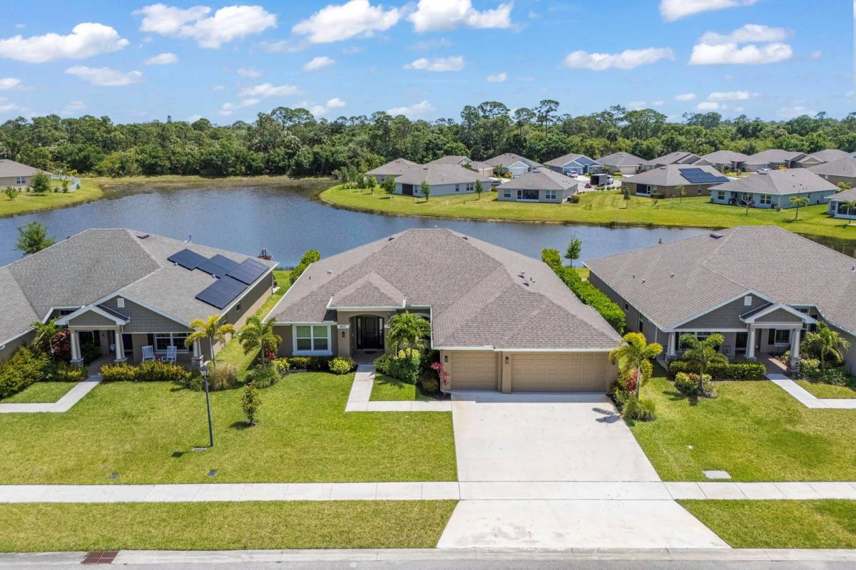 House for rent at 8517 Waterstone Blvd, Fort Pierce, FL 34951