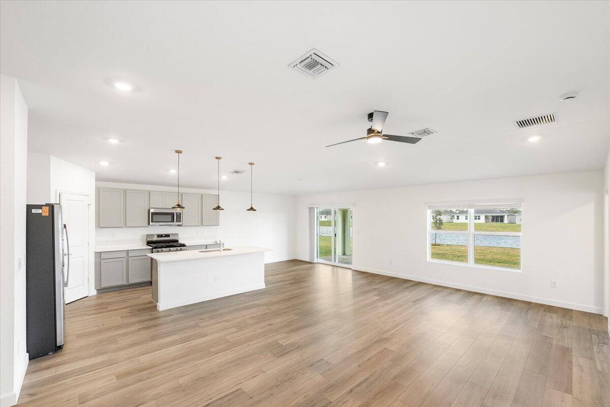 House for rent at 6362 NW Windwood Way, Port Saint Lucie, FL 34987