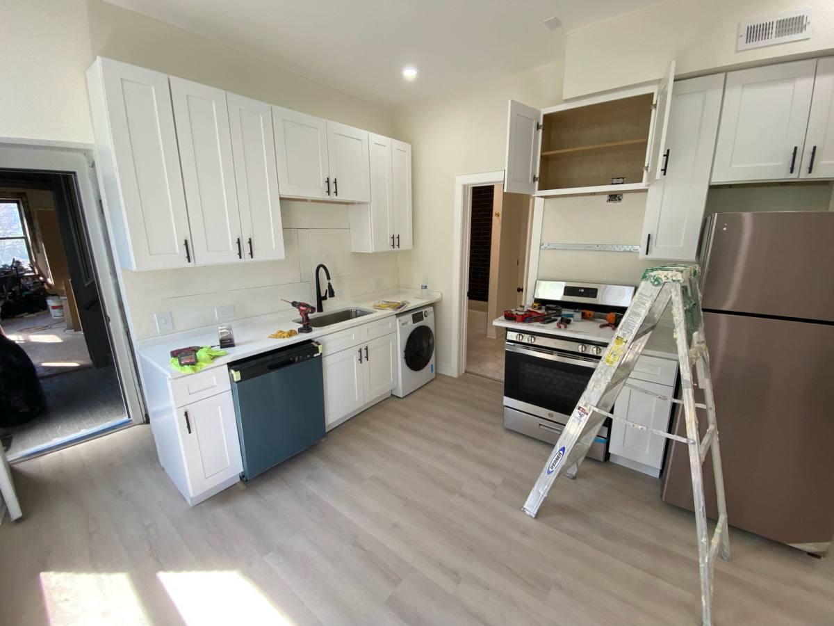 Apartment for rent at 1322 W Ohio St #2R, Chicago, IL 60642