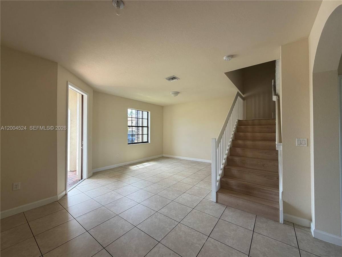 Townhouse for rent at 544 SE 32nd Ave, Homestead, FL 33033