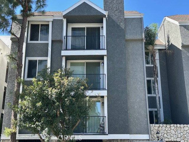 Apartment for rent at 1247 Stoner Ave #109, Los Angeles, CA 90025