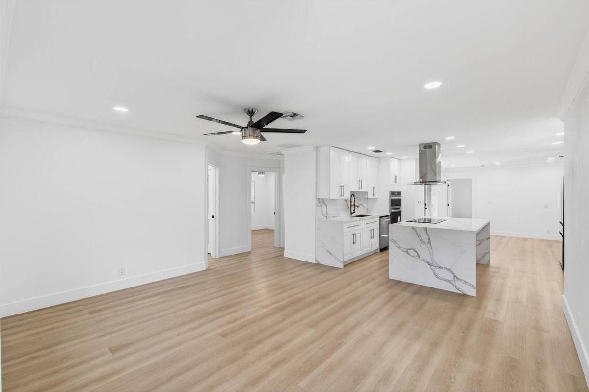 House for rent at 360 SW 2nd St, Boca Raton, FL 33432