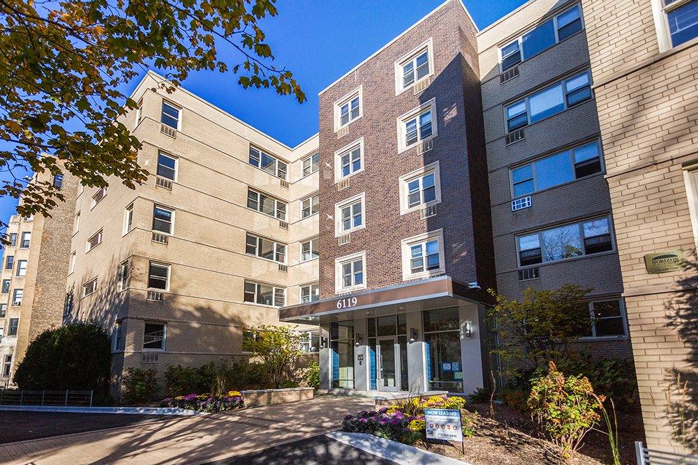 Apartment for rent at 6119 N Kenmore Ave #510, Chicago, IL 60660