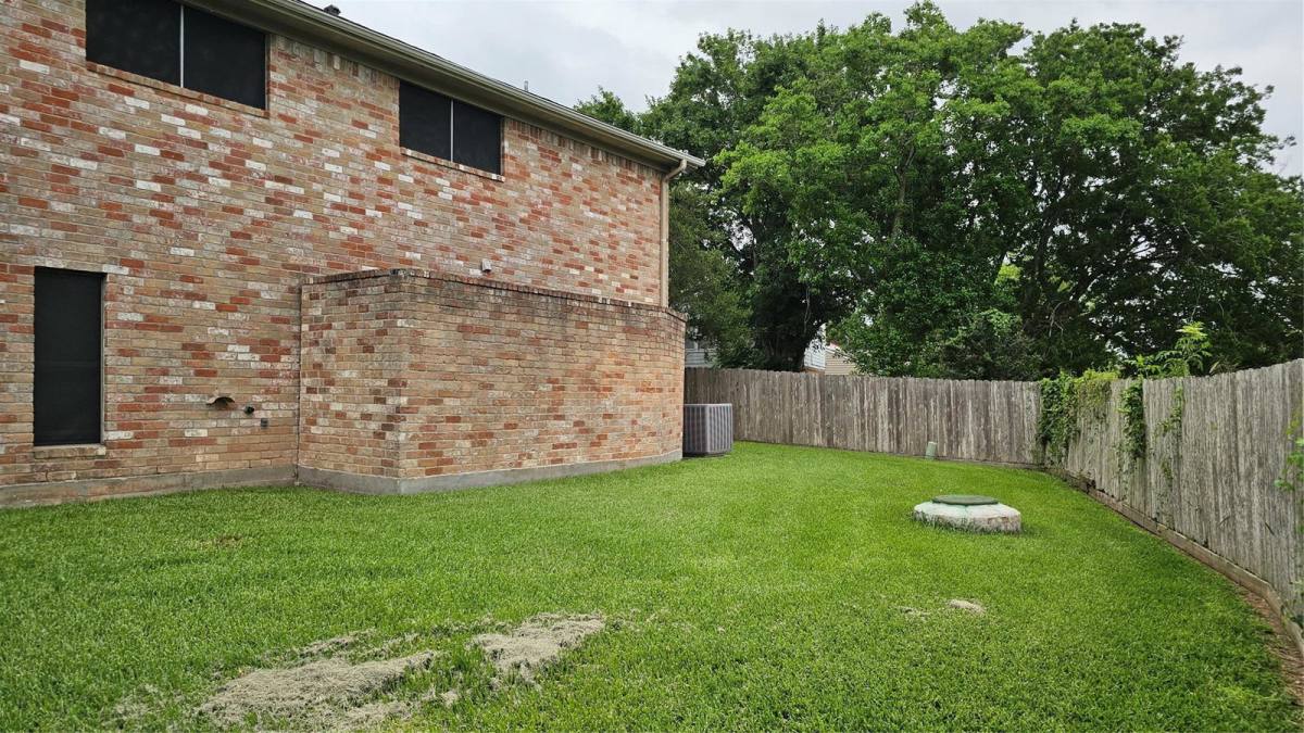 House for rent at 3611 Duncaster Dr, Missouri City, TX 77459