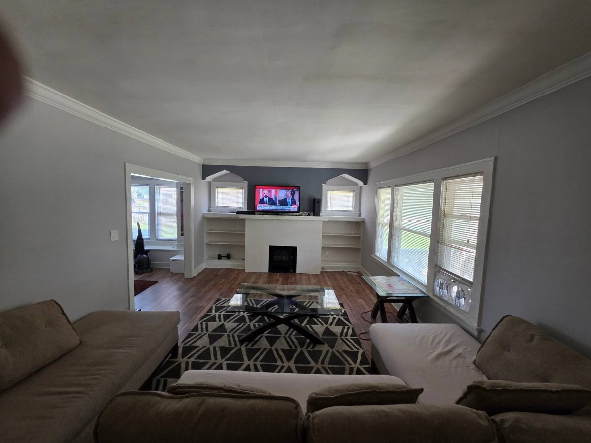 Apartment for rent at 2803 Avondale Ave #1, Cleveland, OH 44118