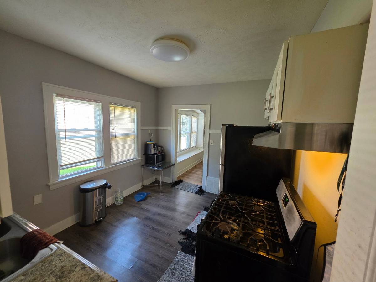Apartment for rent at 2803 Avondale Ave #1, Cleveland, OH 44118